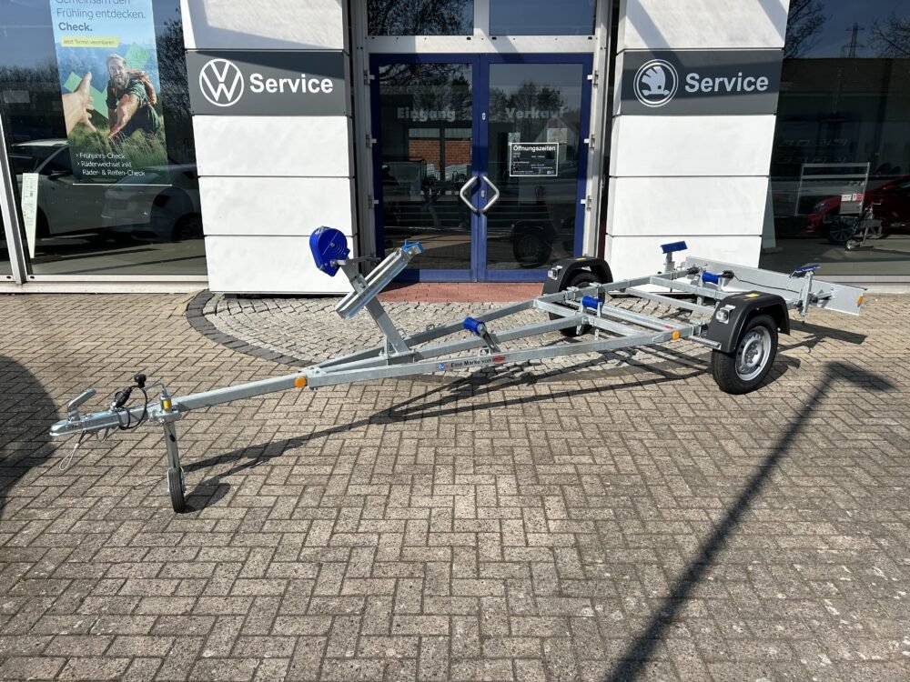 TPV BA 750-L, 750 kg, 451×136 cm, Bootstrailer TPV BA 750-L, 750 kg, 451×136 cm, Bootstrailer