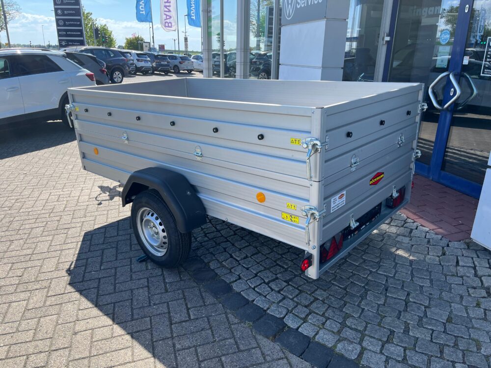 Böckmann TL-AL 2513:75 + Kastenaufsatz, Rundknöpfe 3