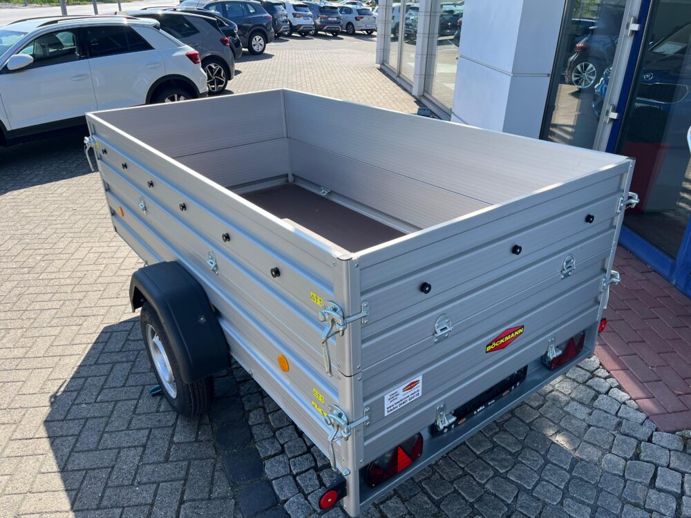 Böckmann TL-AL 2513:75 + Kastenaufsatz, Rundknöpfe 9