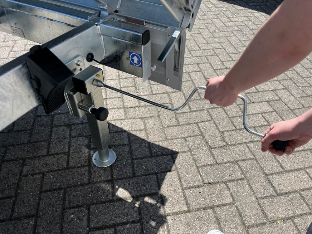 RK-AL 2514:15 + Kastenaufsatz, Automatikstützrad, Teleskopkurbelstützen 15 RK-AL 2514:15 + Kastenaufsatz, Automatikstützrad, Teleskopkurbelstützen 15