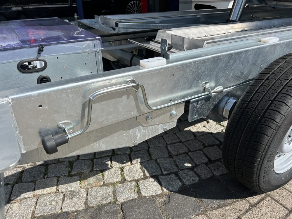 Böckmann DK-AL 3218:35 P + 50cm Kastenaufsatz, E-Hydraulik, Teleskopkurbelstützen, Auffahrschienen 8